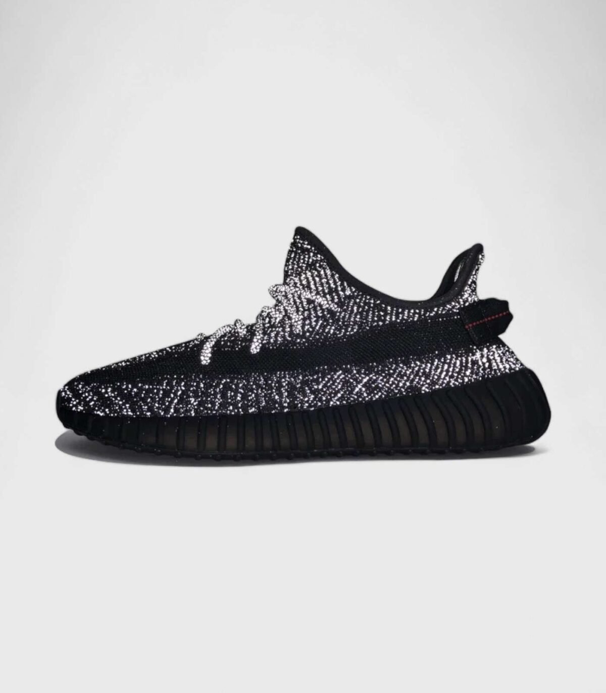 'V2 Static Black (Reflective)'